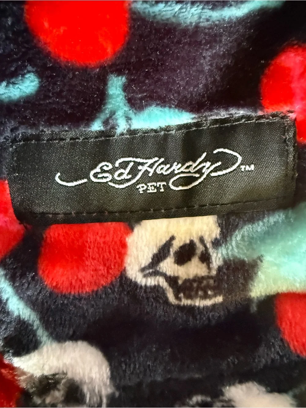 ED HARDY PET 2 Pc Pet Throw Set Skull Cherries 27x44